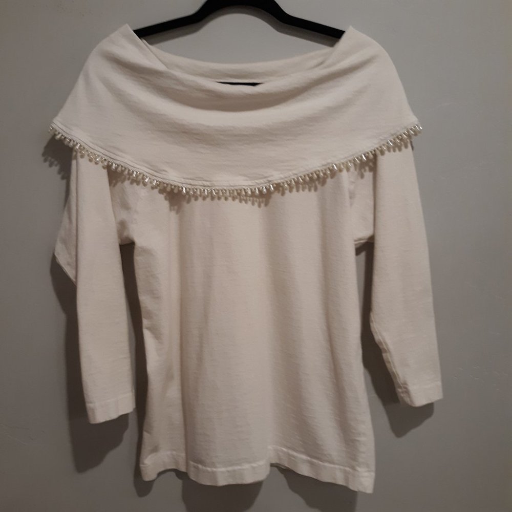 Spoiled Girls Vintage Off The Shoulder Cream Top with Faux Pearls Size Large
